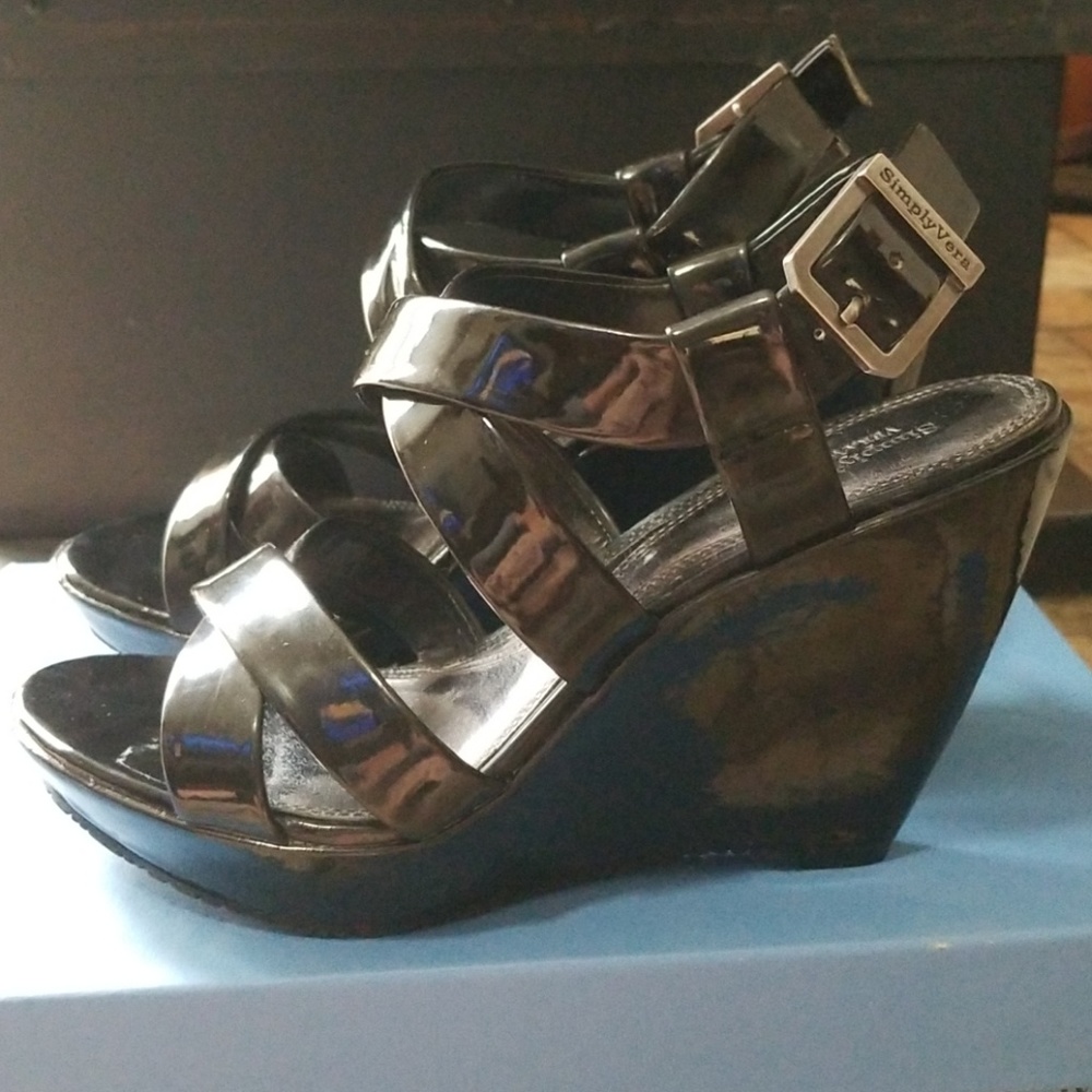 Simply Vera - Vera Wang wedge sandal